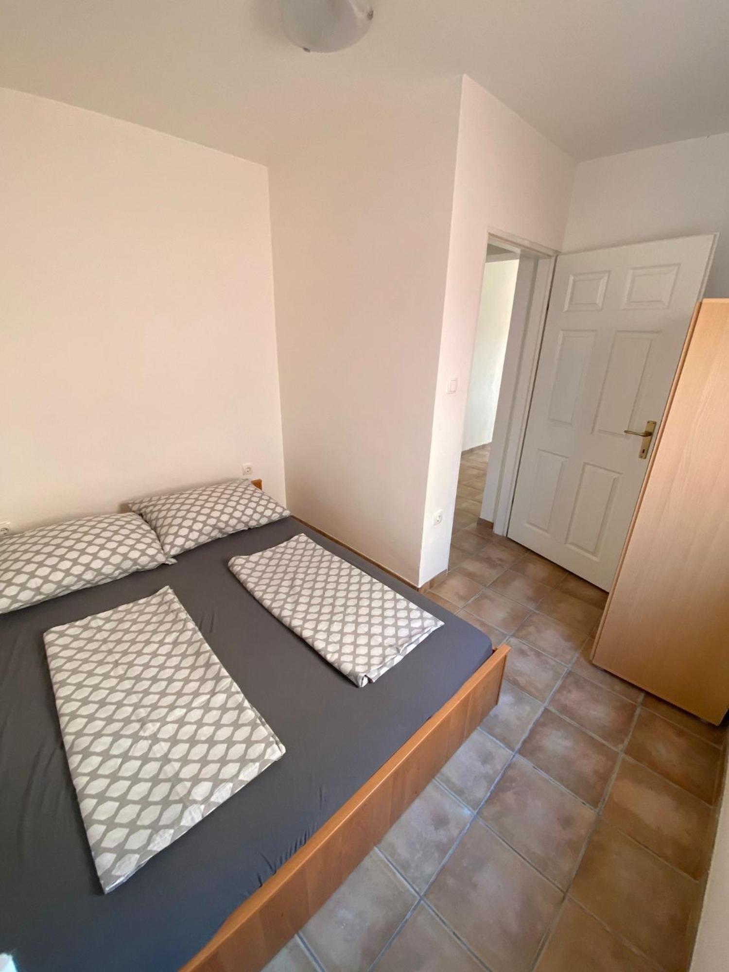 Apartments Dalmatia Свети-Петар Номер фото
