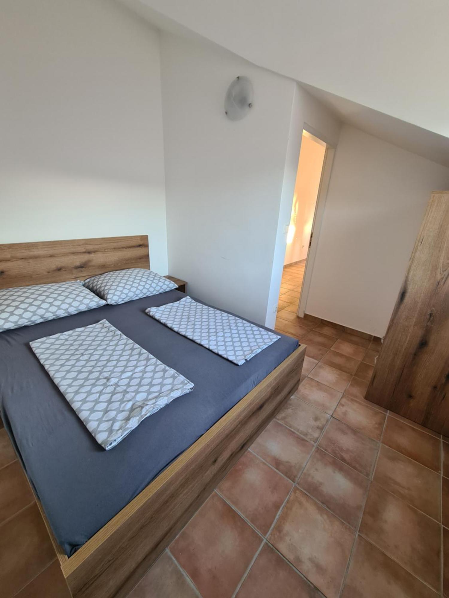 Apartments Dalmatia Свети-Петар Номер фото